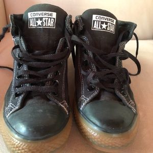 Converse high top